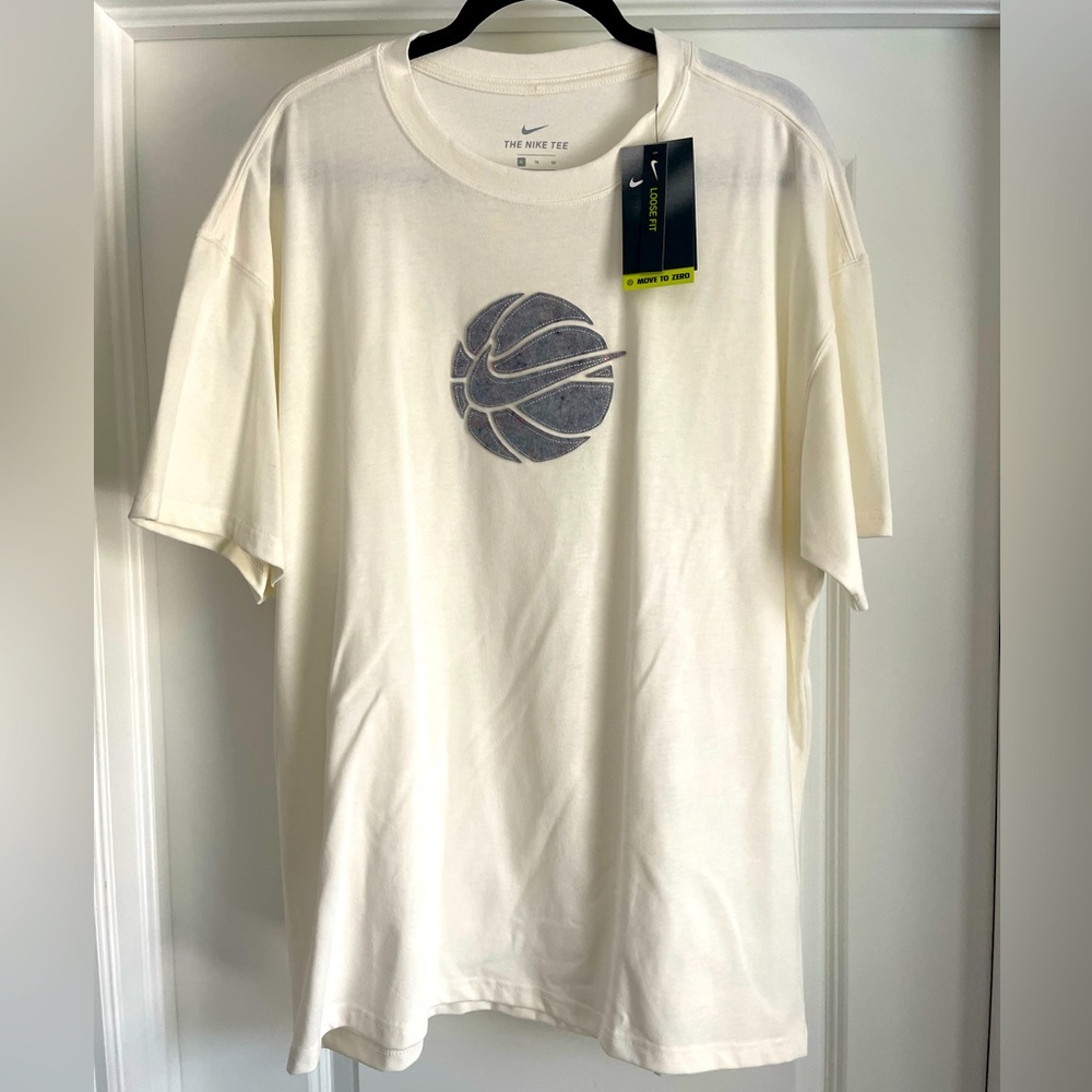 The Nike tee graphic tee